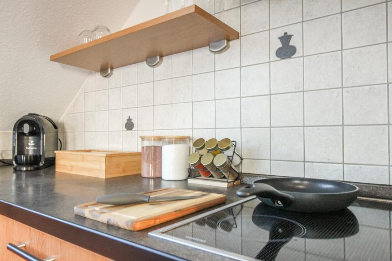 Njoy! Sonnig & Zentral - Queensize - Kaffee - Netflix - Balkon - Perfekt Fuer Business & Paare Neckarsulm