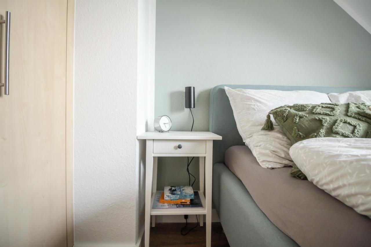 Apartment Njoy! Sonnig & Zentral - Queensize - Kaffee - Netflix - Balkon - Perfekt Fuer Business & Paare Neckarsulm